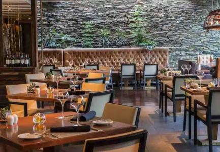 Renaissance by Marriott - 25