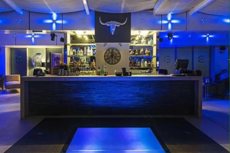 Renaissance by Marriott - 20