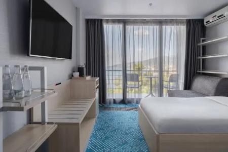 Ялта-Интурист - 136