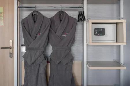 Ялта-Интурист - 201