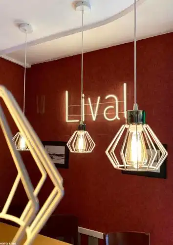 Lival - 15