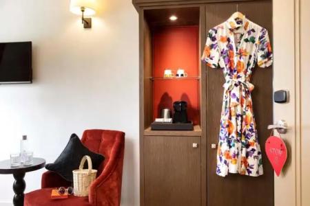 Philéas Lazare & Spa - 53