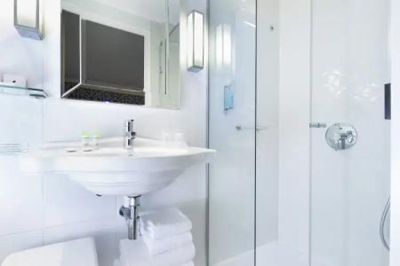 Philéas Lazare & Spa - 41