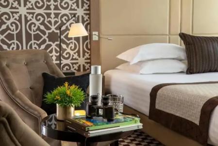 Philéas Lazare & Spa - 73