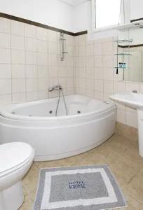 Piraeus Acropole - 10