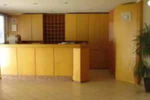 Anita ApartHotel, Лалисос