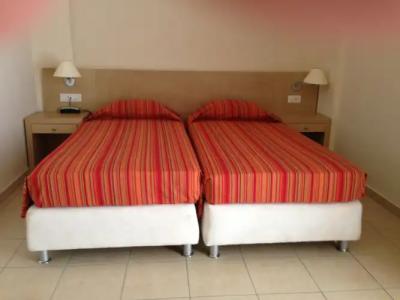 Anita ApartHotel - 3