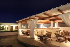 Hotel «Melikari», Скирос