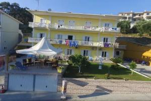 Ionion Hotel, Сивота