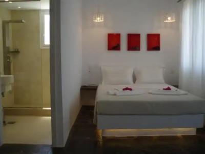 Scorpios & Suites - 34