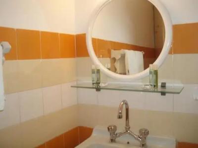 Scorpios & Suites - 43