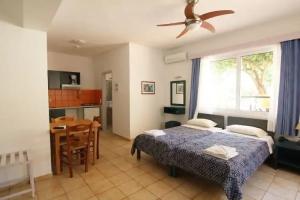 Evropi Hotel, Платаньяс