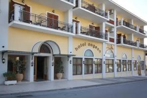 Отель «Aegeon», Карловаси