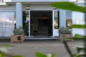 Aquarius Beach Eco-Hotel, Месонги