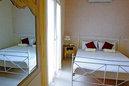 Golden Sun Boutique - 21