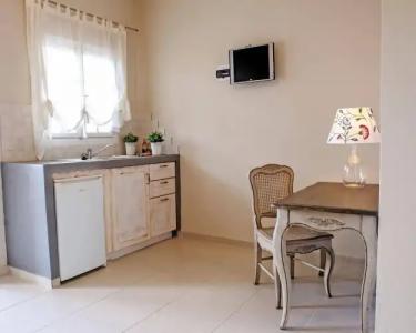 Golden Sun Boutique - 12