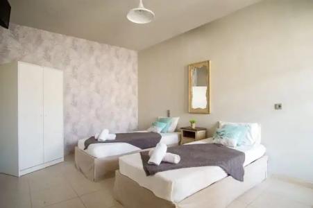 Golden Sun Boutique - 89