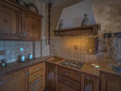 To Stefani tis Makrinas - 38