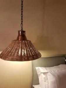 To Stefani tis Makrinas - 83