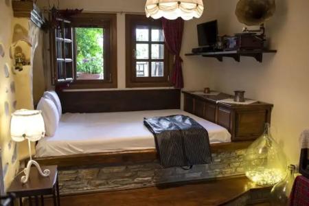 To Stefani tis Makrinas - 172