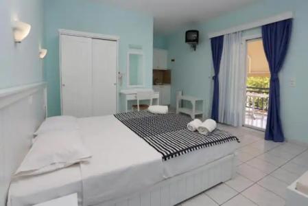 Rodon House Aparthotel - 150