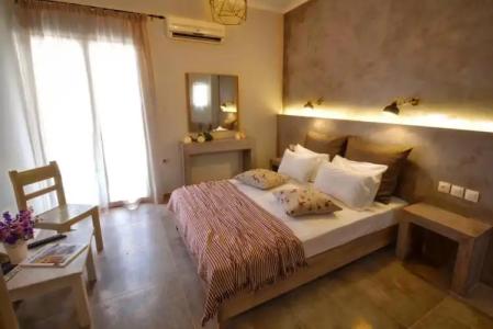 Two Brothers Studios & Apts - 32