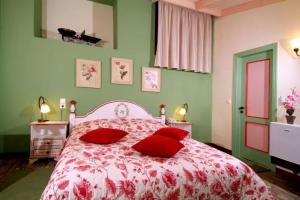 Отель «Frontzu Politia», Янина