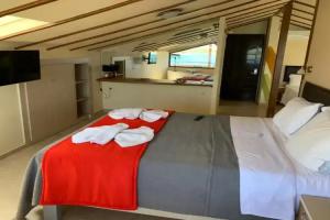 Avra Hotel, Ормос Панагиас