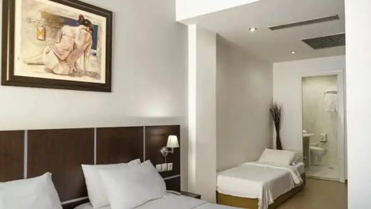 Blue Sea Alimos - 32