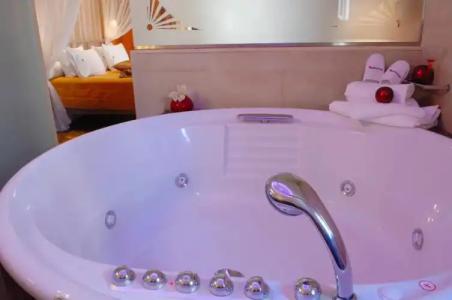 Olympic Fashions - 100