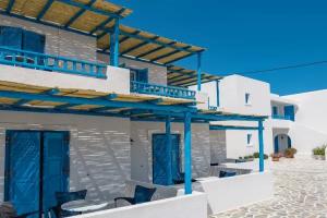 Vigla Hotel, Эгиали
