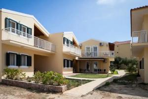 Lassi Hotel, Ласси