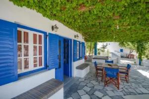 Despina Hotel, Айя-Анна