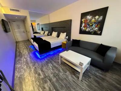 Tempo Caglayan - 108