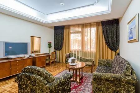 President Split - 115