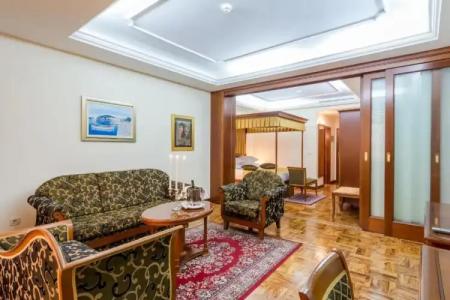 President Split - 111