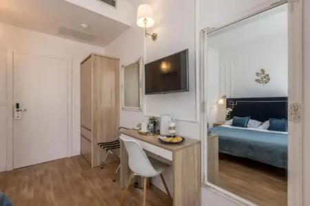 Annex building of Art - 18