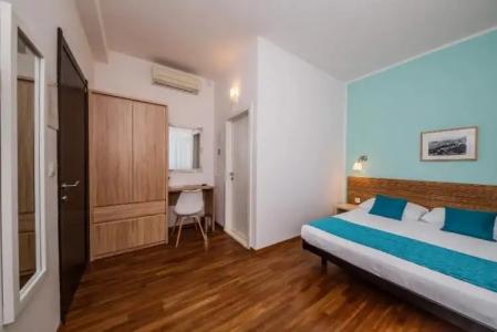 Annex building of Art - 52