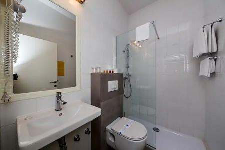 Annex building of Art - 35