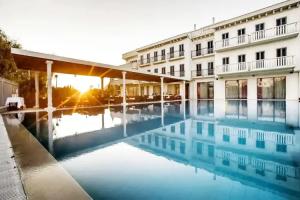 Hotel «President Solin», Солин