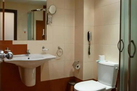 Sunrise Park Complex - Free Wellness Center - 31