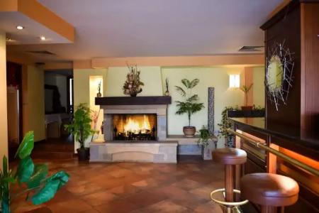 Bojur & Bojurland Apartment Complex - 1