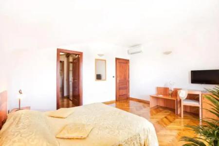 Villa Sveta Eufemija - Bed and breakfast - 16