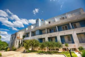 Hotel «Pastura», Postira