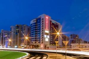 Montreal Barsha Hotel, Дубай