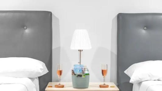 Seacrest (Age Restricted) - 60