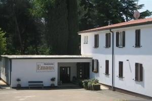Отель «Pension Emaus», Новиград