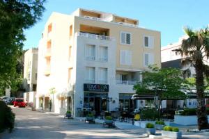 Апартаменты «Apartel Park Osejava», Макарска