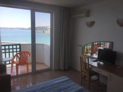 Oasis - Beach Access - 24