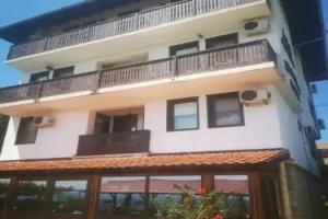 Family Hotel Arbanashka Sreshta, Арбанаси